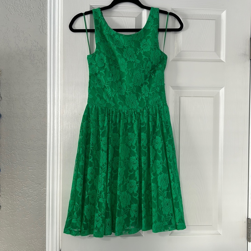 Excellent used condition Gianni Bini dress- Size Small